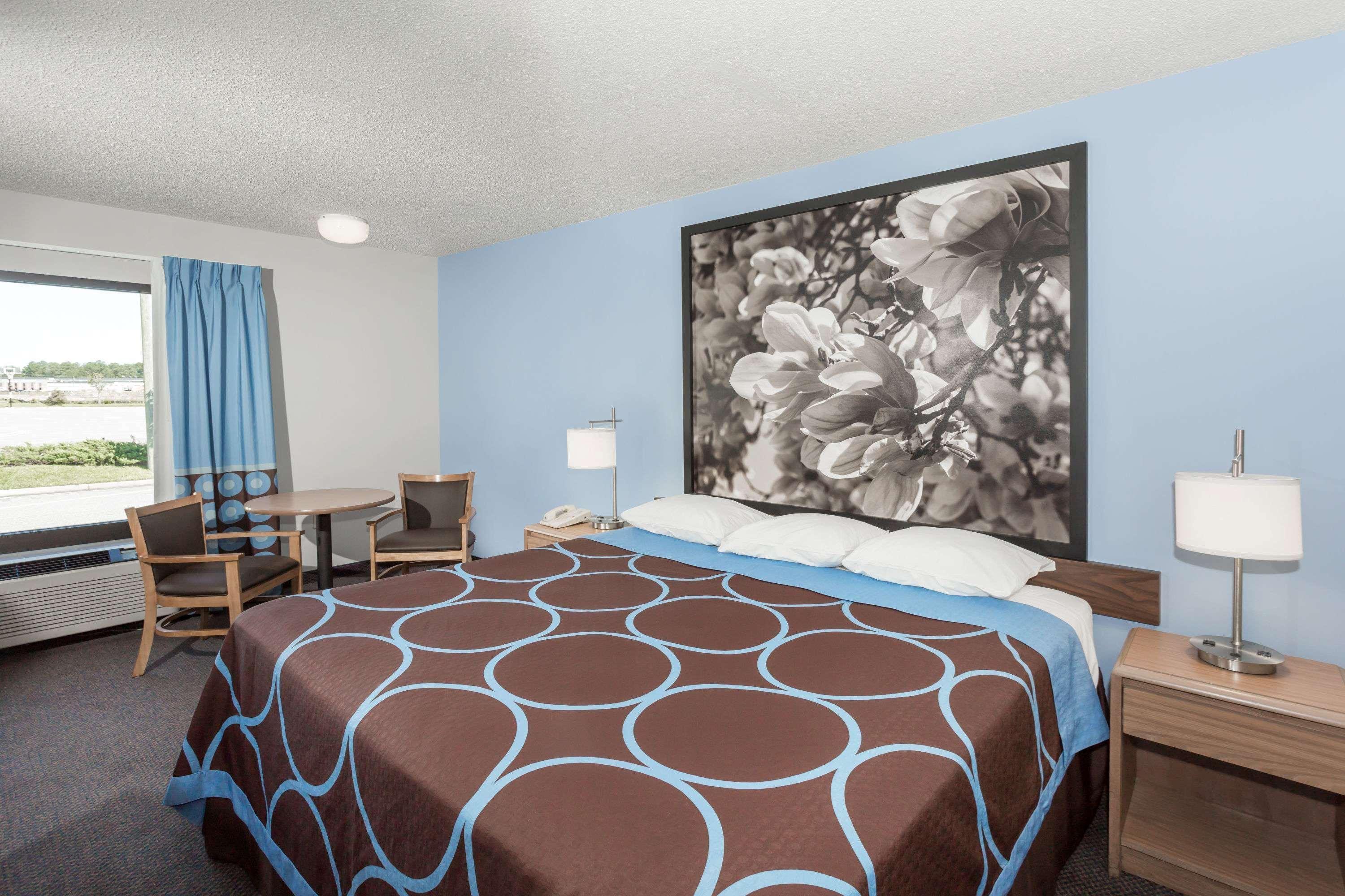 Super 8 By Wyndham Valdosta Ga I-75 Hotel Buitenkant foto